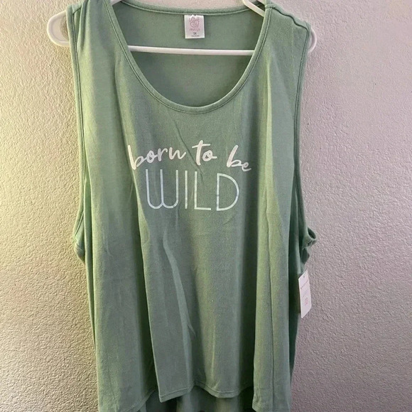 🆕Love At First Sing Plus Size Graphic Tank🆕 - Picture 4 of 8